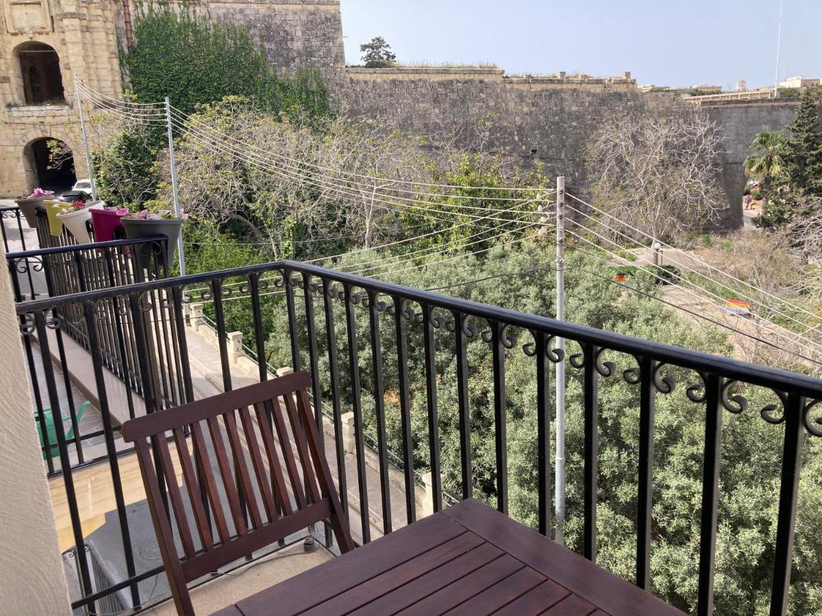Grand Harbour View Lookout Apartment Kalkara Luaran gambar