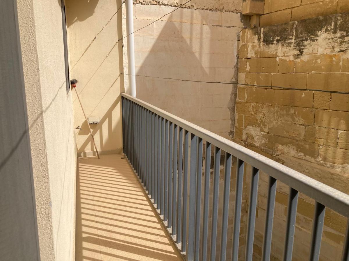 Grand Harbour View Lookout Apartment Kalkara Luaran gambar